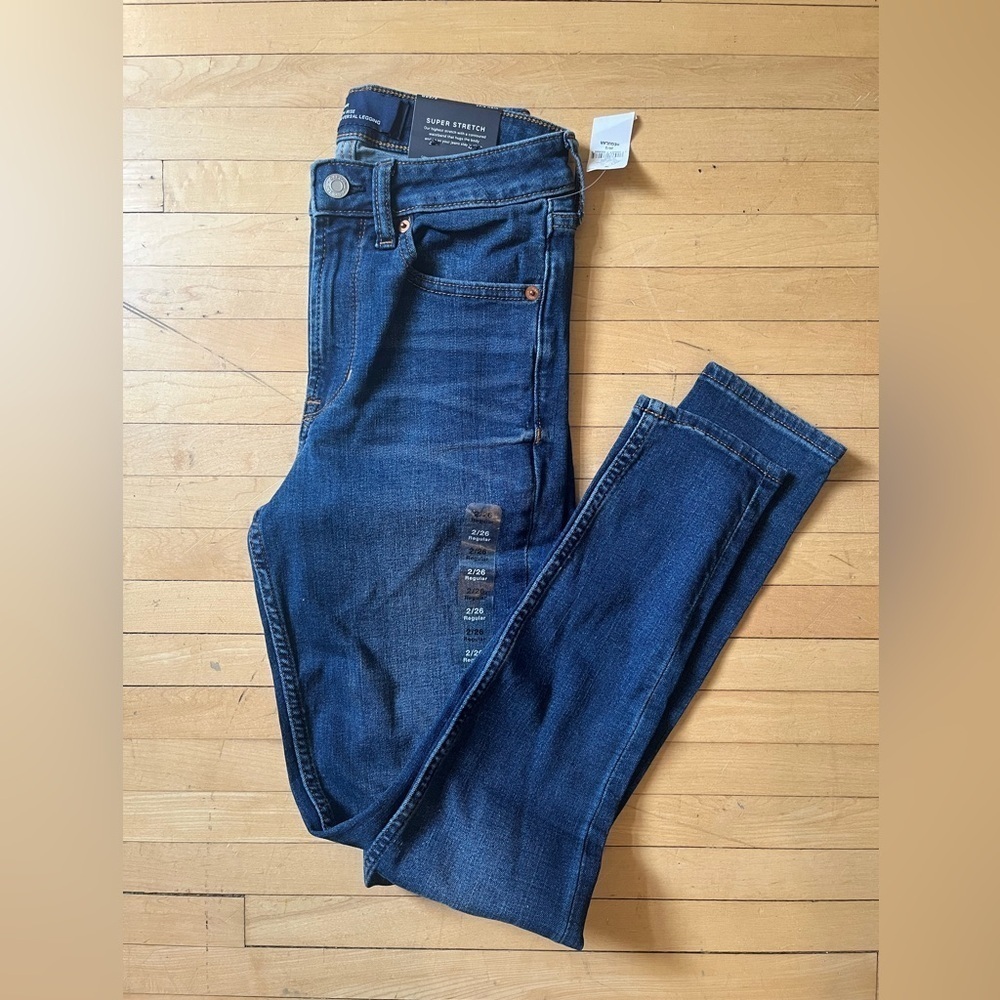 Women’s GAP Super Stretch High Rise Universal Legging Jean